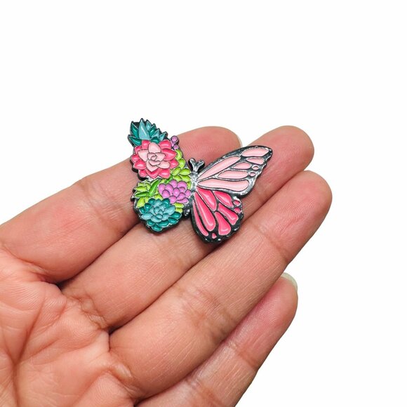 🤩Butterfly & Succulent Enamel Pin Accessory Colorful insect brooch🤩 - Picture 2 of 6
